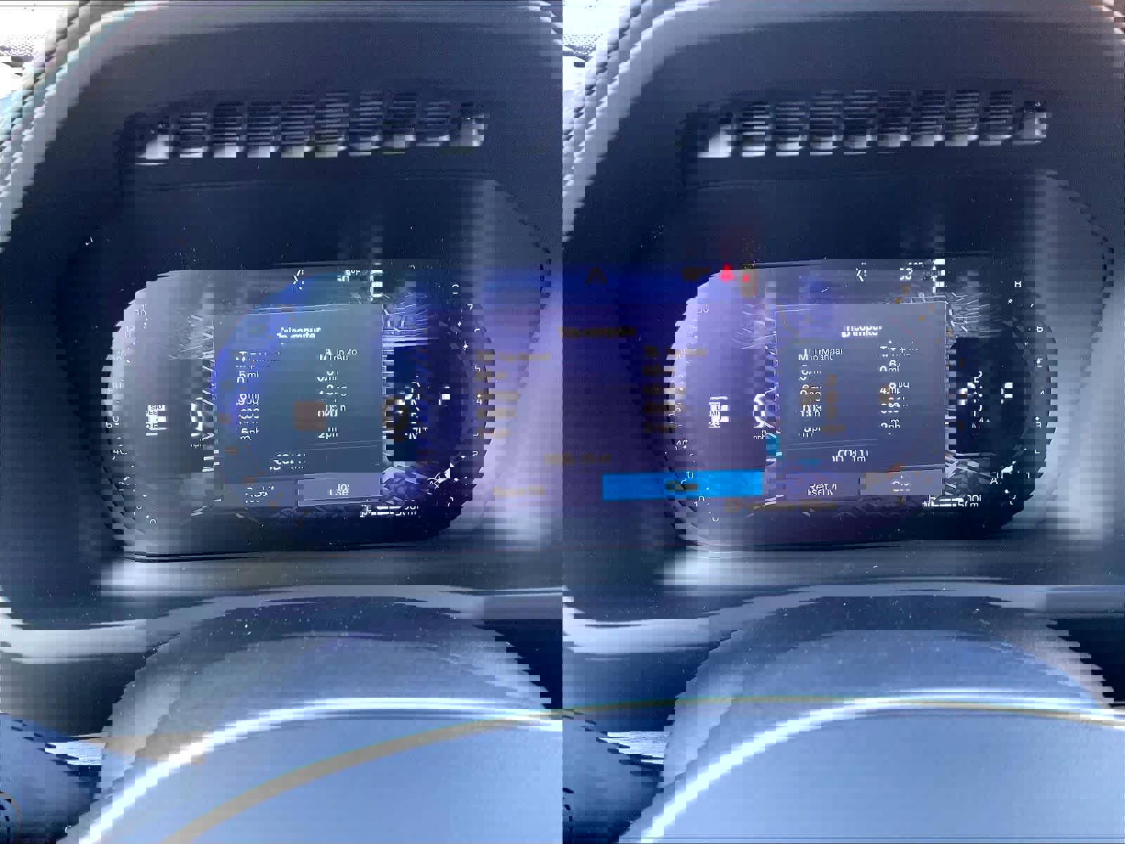 New 2026 Volvo XC90 B5 Plus w/ Protection Package image 19