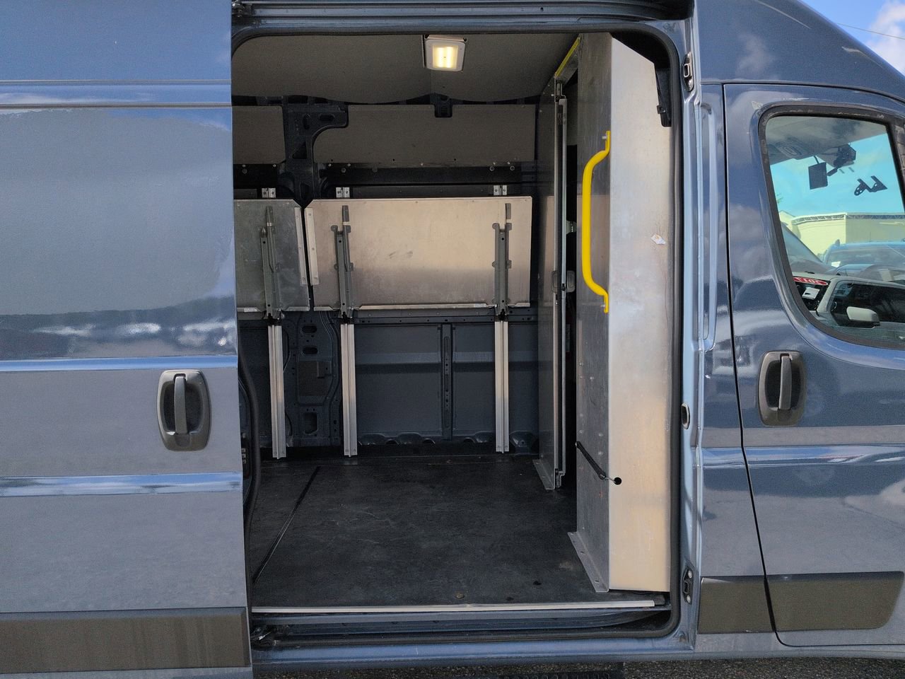 Used 2020 RAM ProMaster 3500 FWD image 14