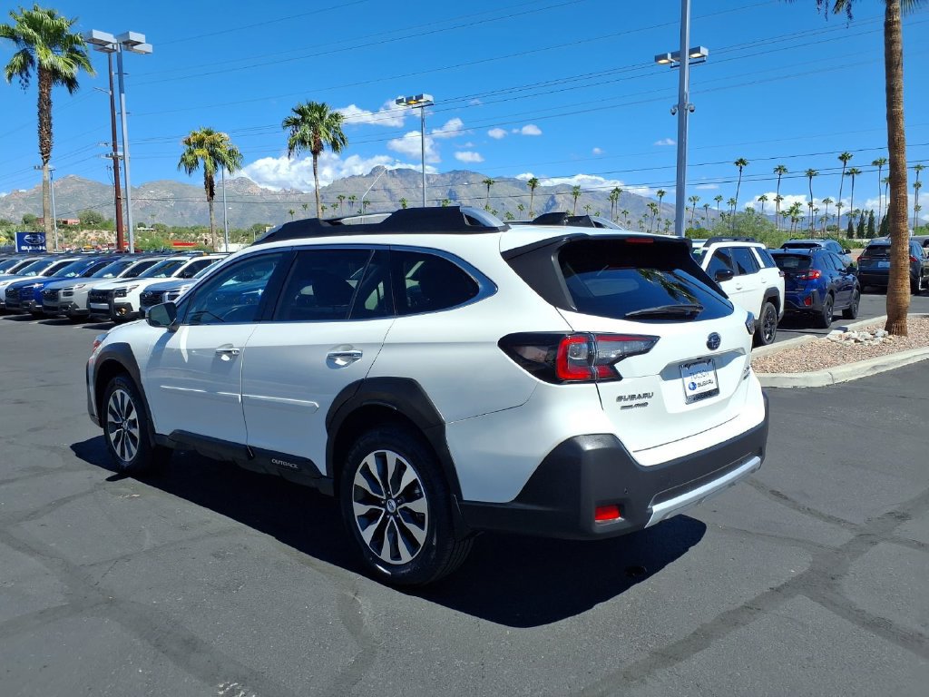 Certified 2023 Subaru Outback Touring XT AWD/4WD image 13