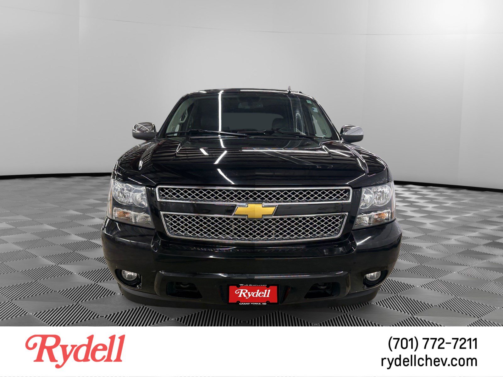Used 2013 Chevrolet Avalanche LTZ AWD/4WD image 8
