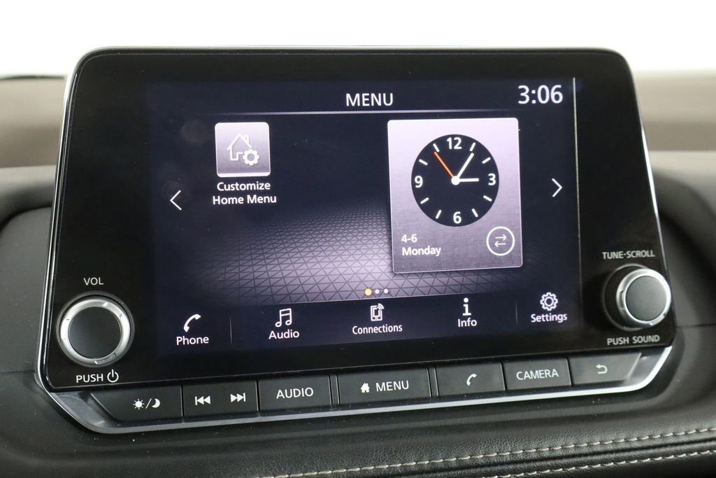 Used 2023 Nissan Rogue S image 29