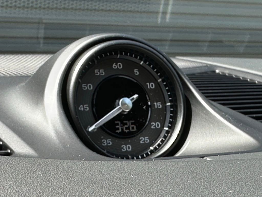 Used 2025 Porsche Cayenne Turbo image 30