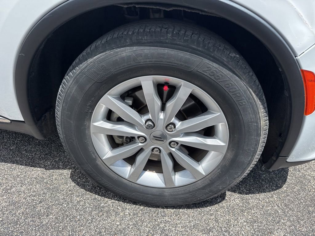 Used 2021 Dodge Durango SXT w/ 3rd Row Seating Group RWD image 17