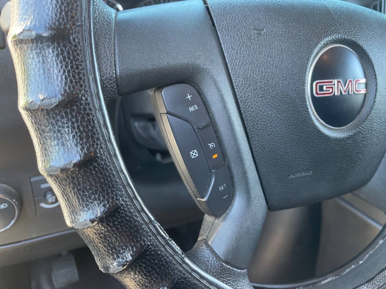 Used 2019 GMC Savana 2500 w/ Driver Convenience Package RWD image 21