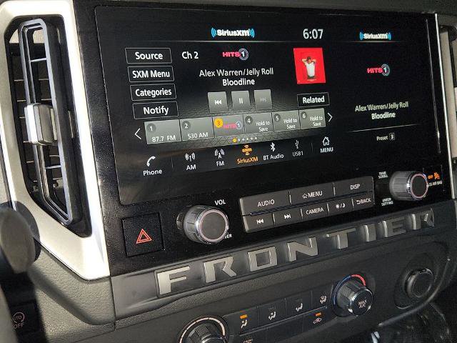 Certified 2025 Nissan Frontier SV image 17