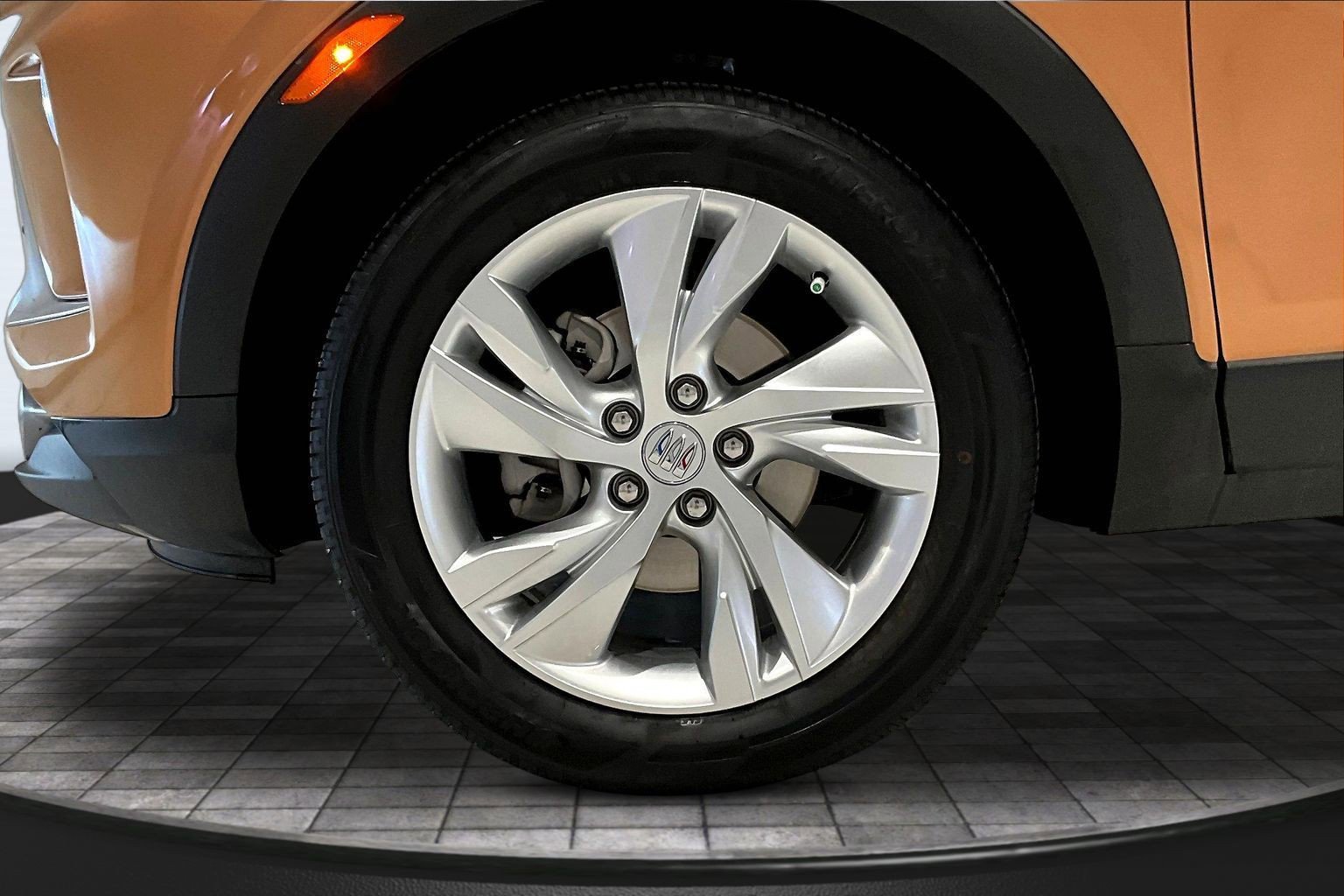 Used 2024 Buick Encore GX Preferred FWD image 32