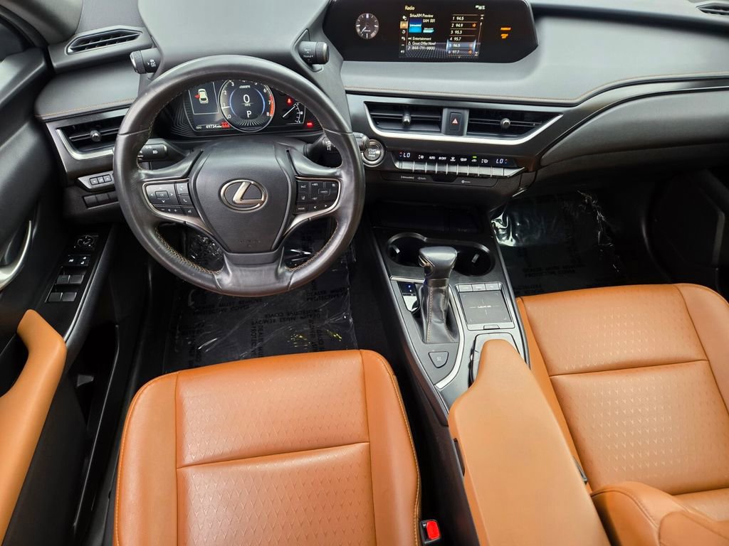 Used 2019 Lexus UX 200 w/ Accessory Package FWD image 12