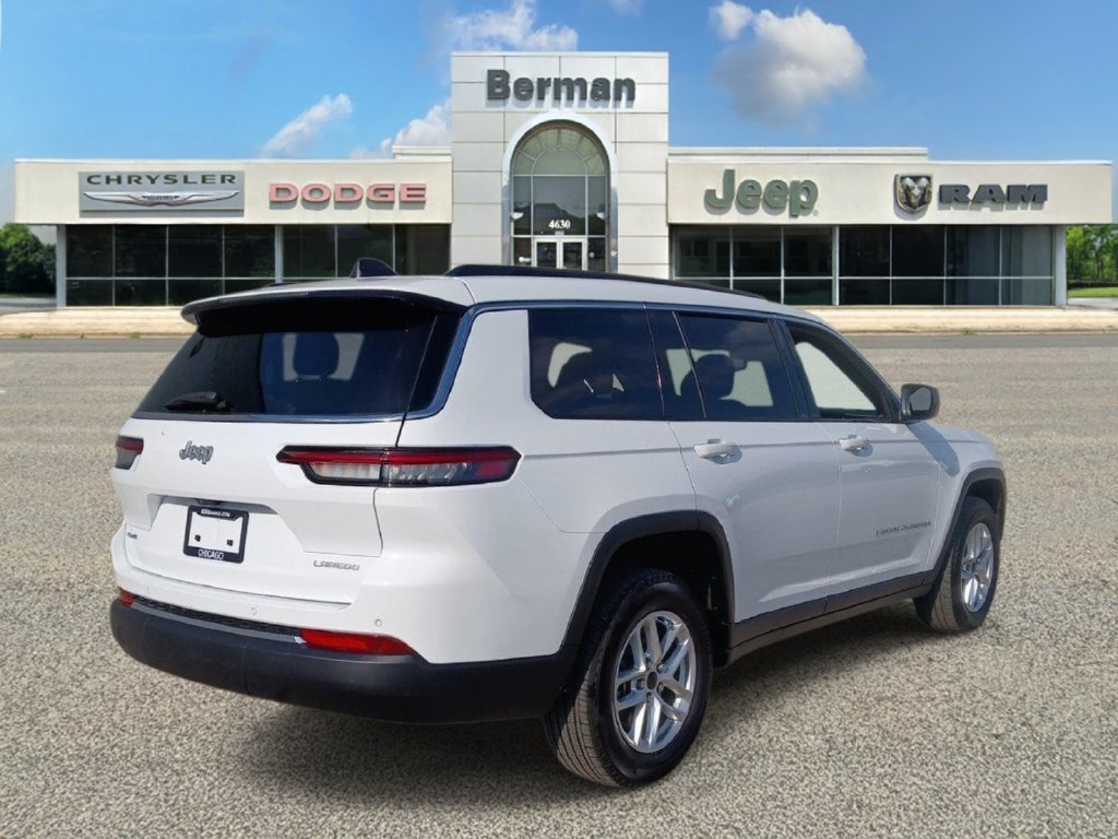 Used 2024 Jeep Grand Cherokee L Laredo AWD/4WD image 6