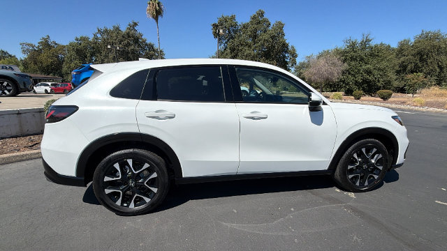 New 2027 Honda HR-V EX-L image 3