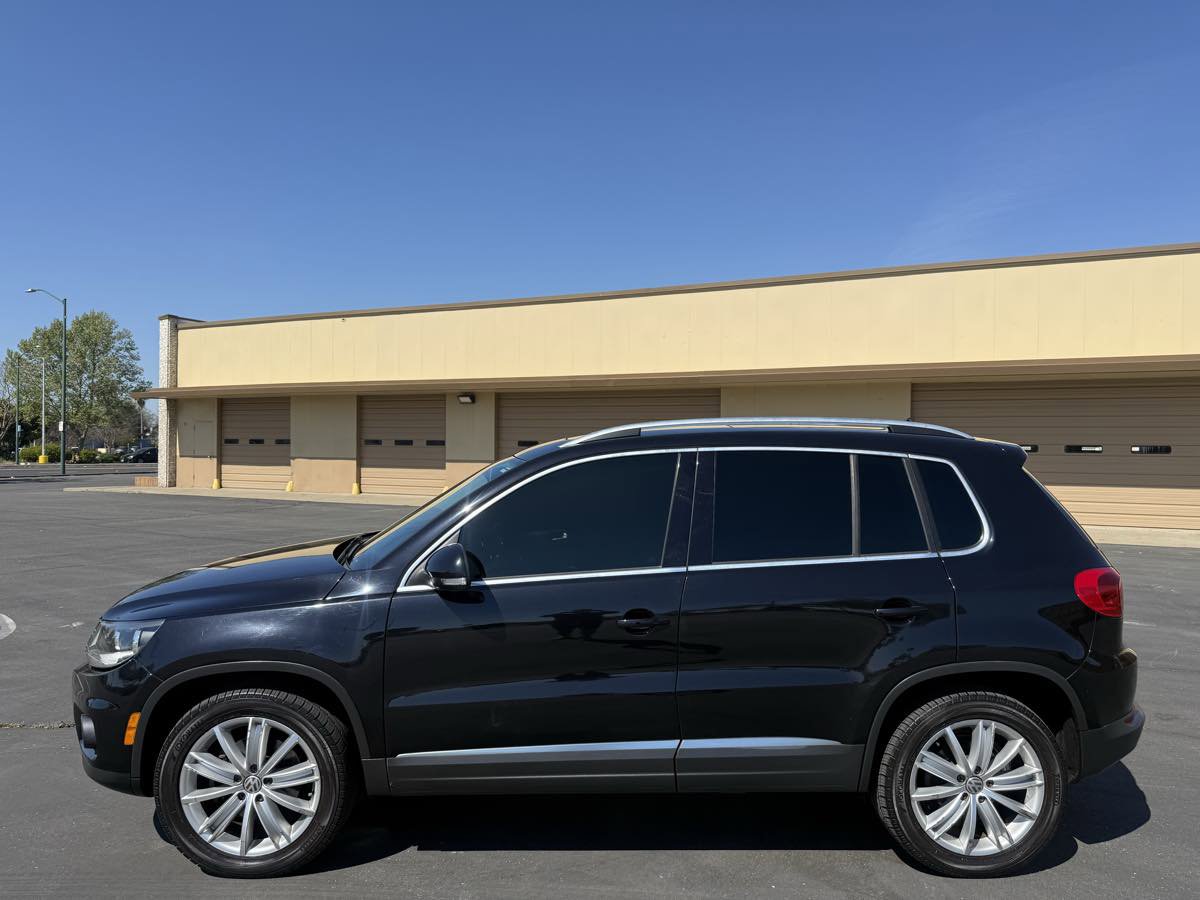 Used 2015 Volkswagen Tiguan SEL AWD/4WD image 4