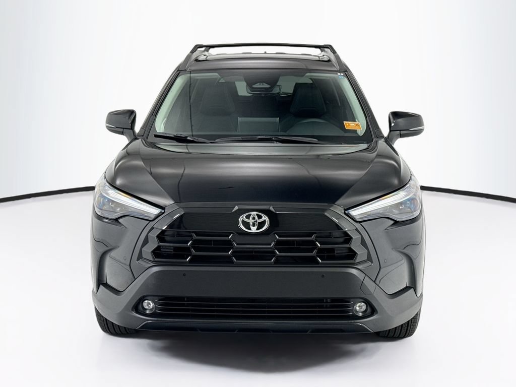 Used 2026 Toyota Corolla Cross XLE w/ Convenience Package AWD/4WD image 2