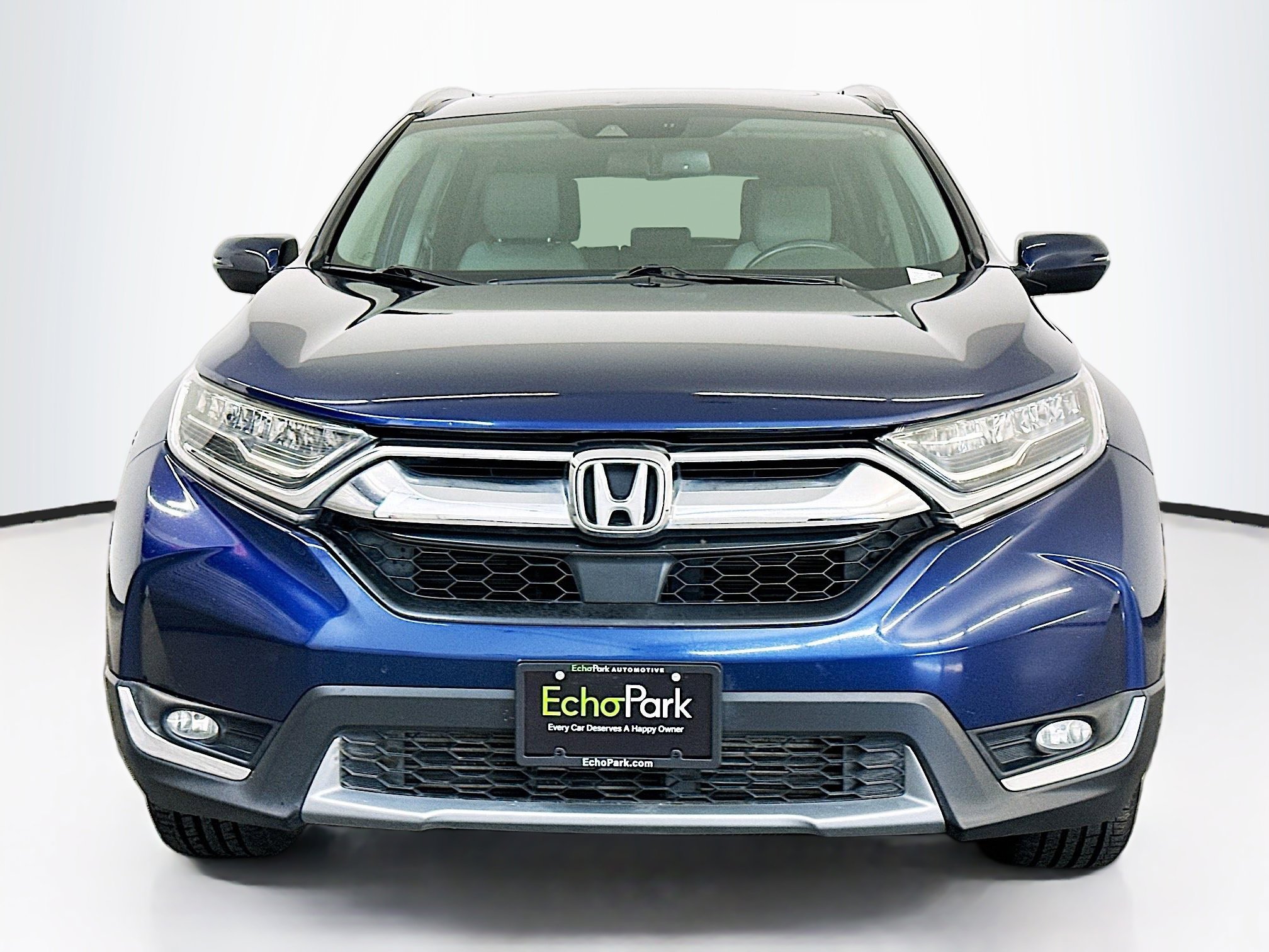 Used 2018 Honda CR-V Touring image 2