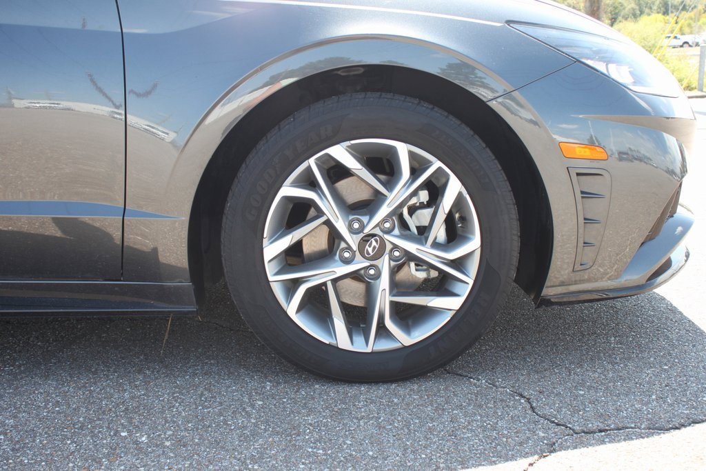 Used 2021 Hyundai Sonata SEL image 4