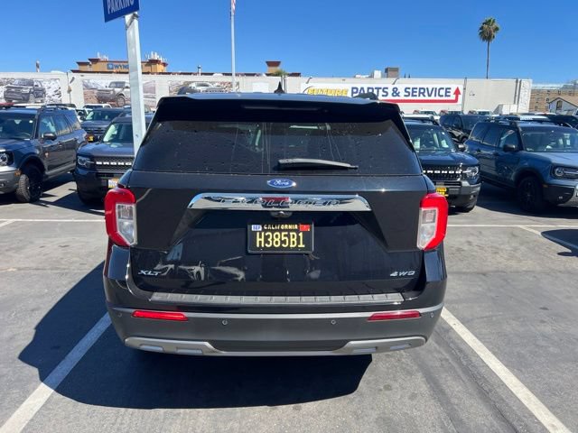 Used 2023 Ford Explorer XLT w/ Equipment Group 202A AWD/4WD image 11