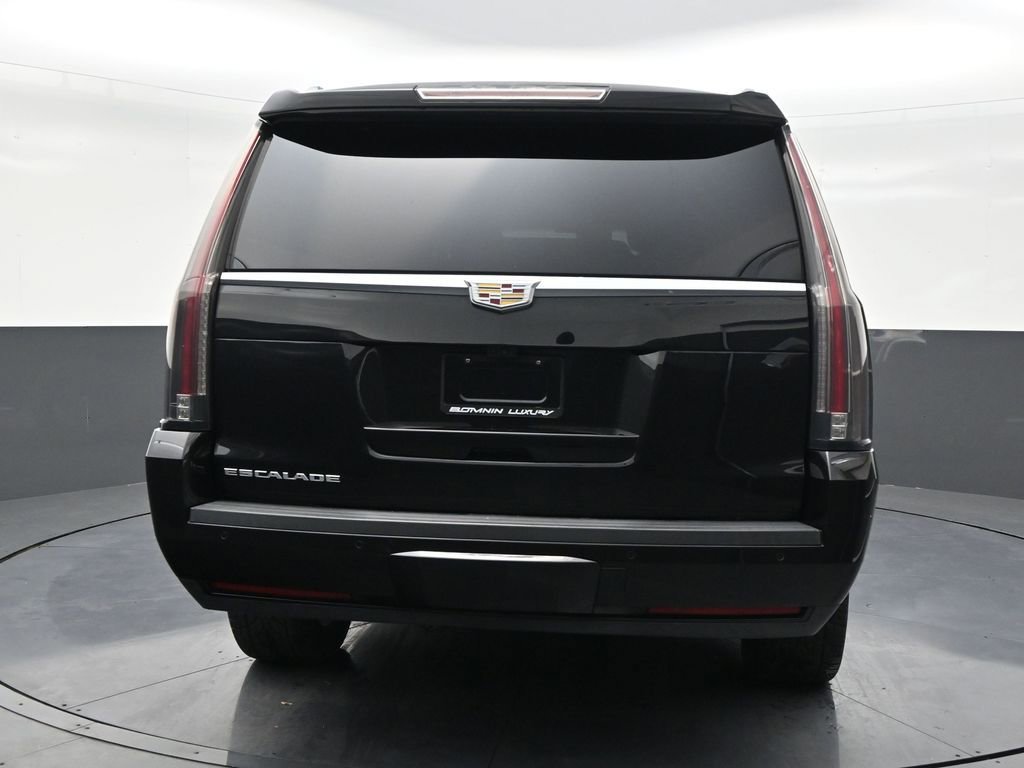 Used 2019 Cadillac Escalade ESV Premium Luxury image 4
