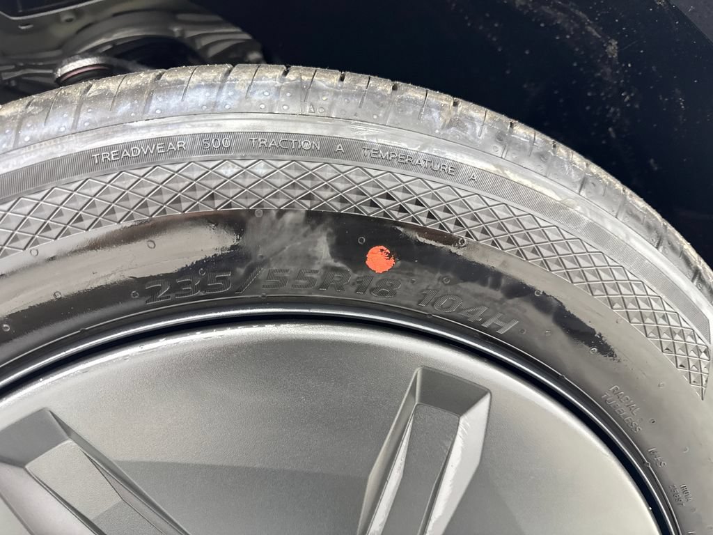 Used 2026 Tesla Model Y 2WD image 82