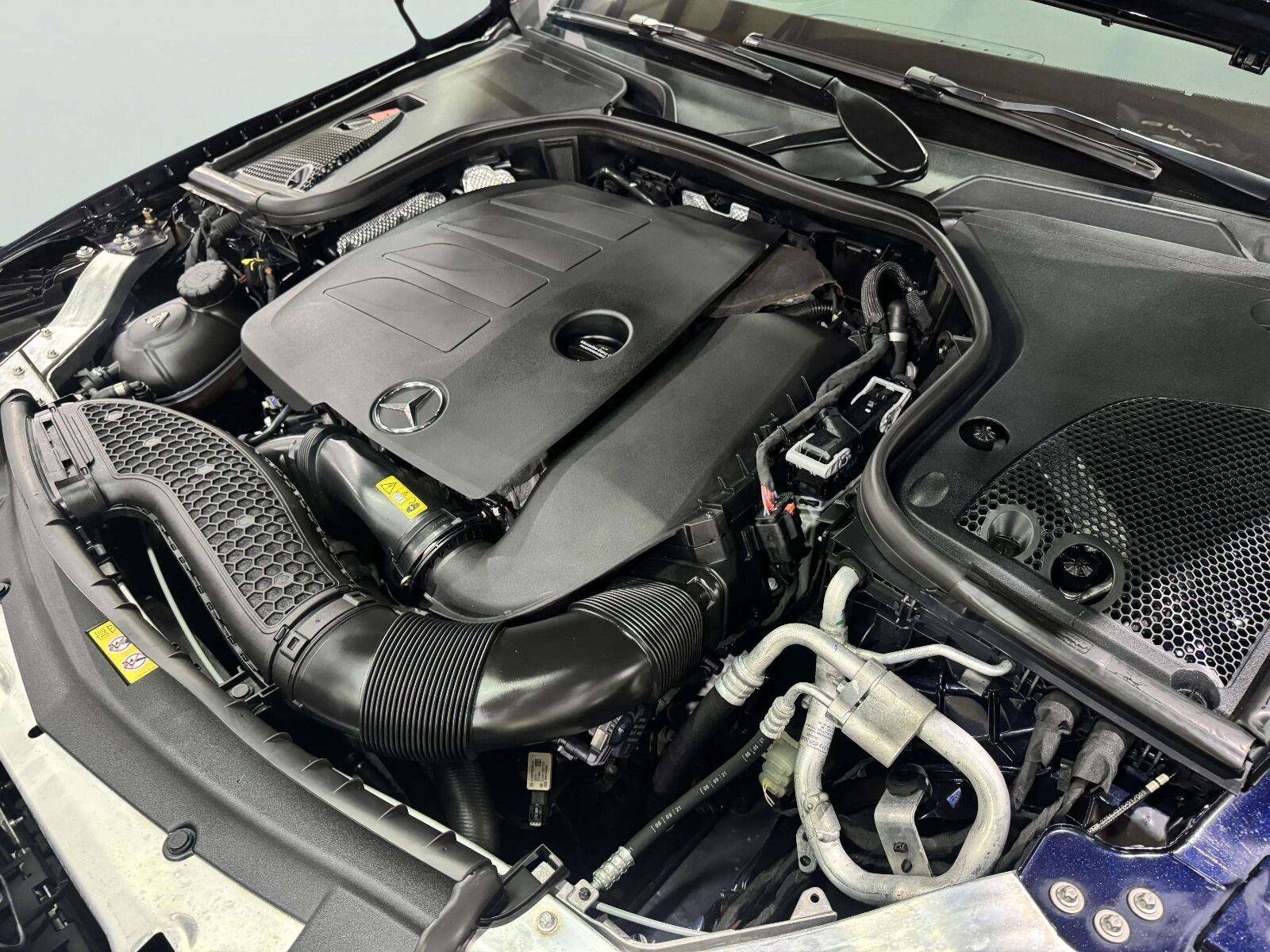 Used 2022 Mercedes-Benz E 350 4MATIC Sedan image 38