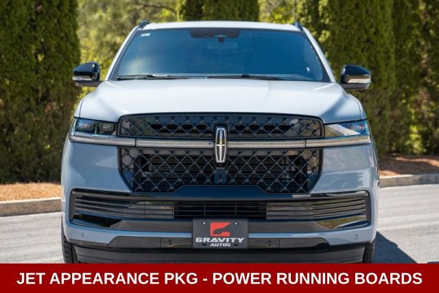 Used 2025 Lincoln Navigator Reserve w/ Jet Appearance Package image 16