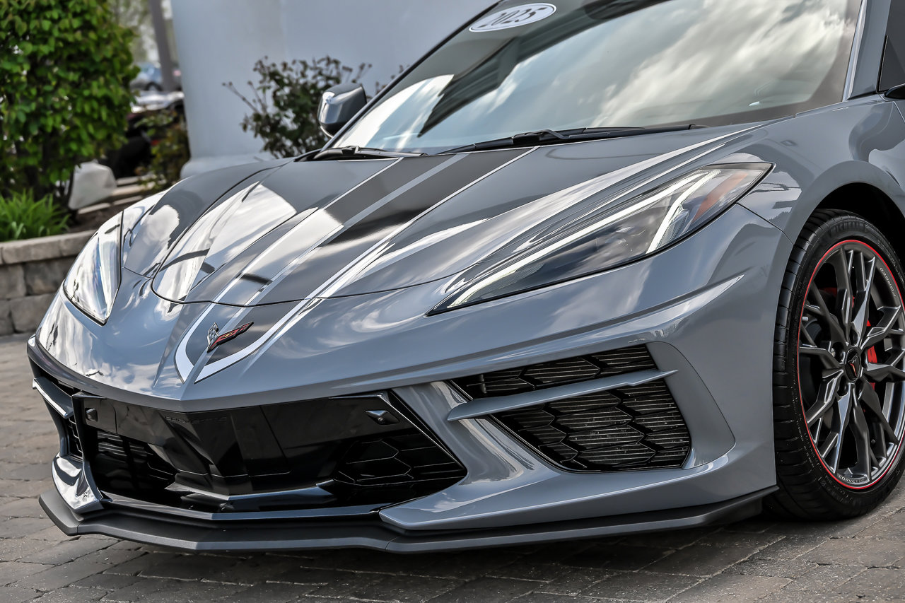 Used 2025 Chevrolet Corvette Stingray Preferred Cpe w/ Stealth Interior Trim Package RWD image 7