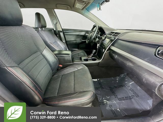 Used 2015 Toyota Camry SE image 26