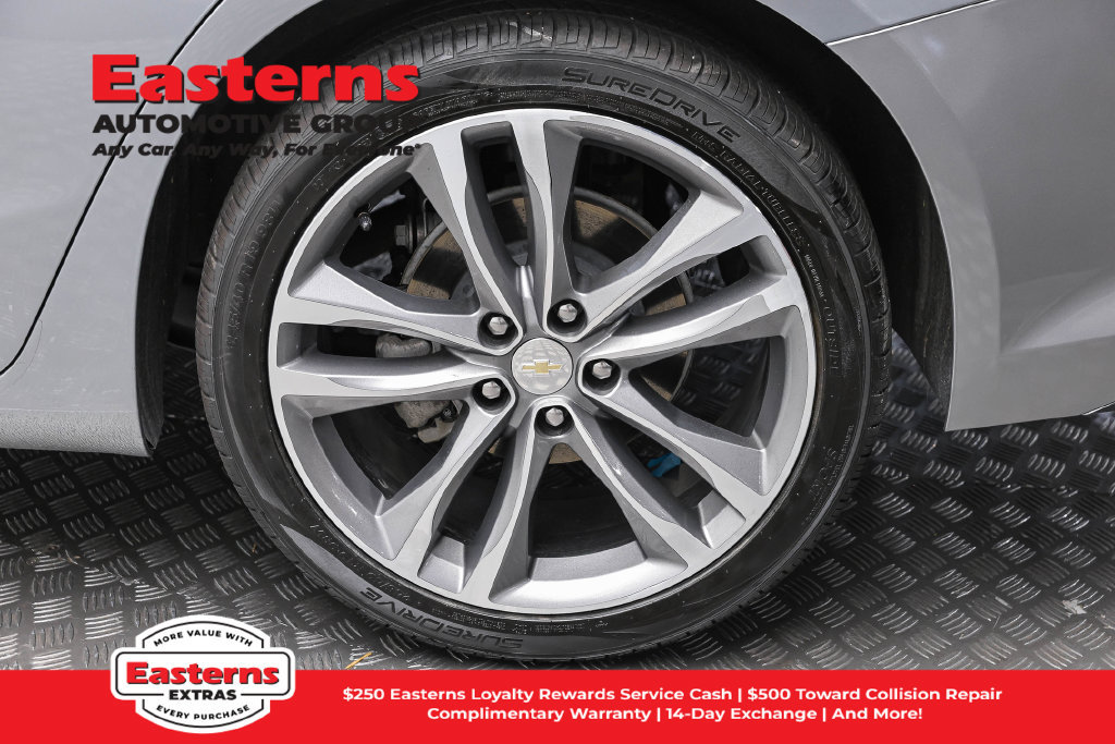 Used 2024 Chevrolet Malibu LT FWD image 9