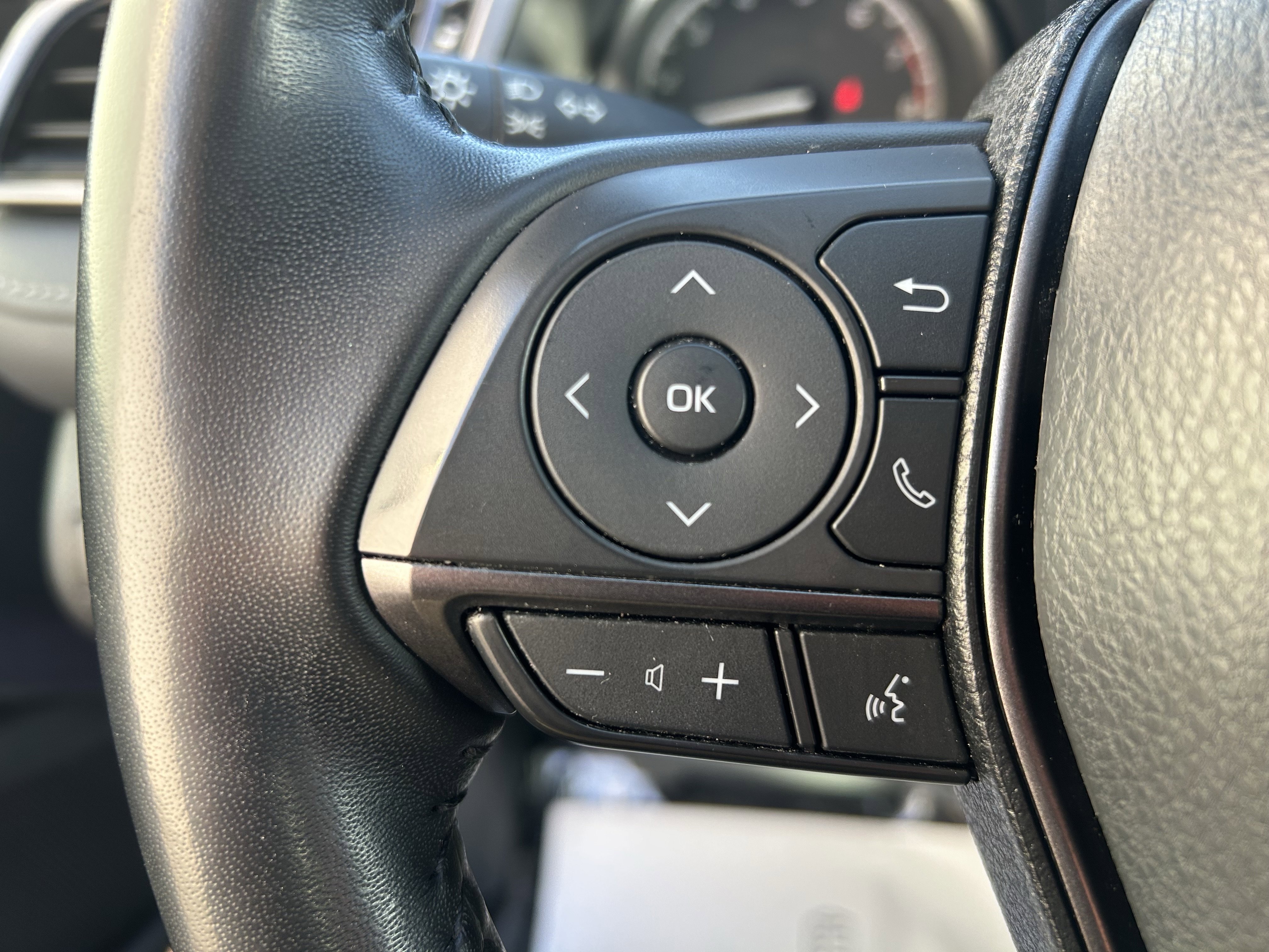 Certified 2023 Toyota Camry SE image 21