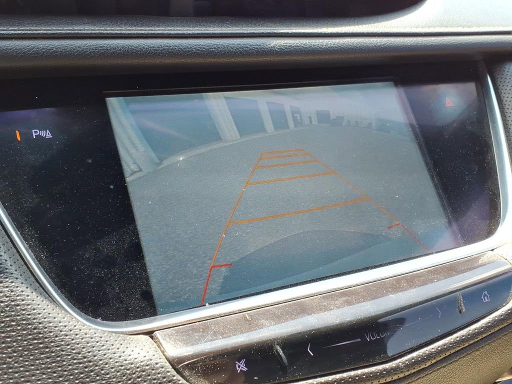 Used 2017 Cadillac XT5 Luxury FWD image 19