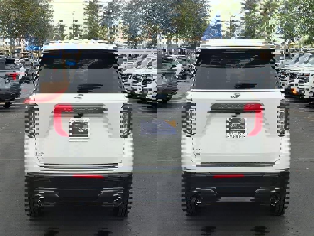 Certified 2023 Ford Explorer XLT w/ Equipment Group 202A image 5