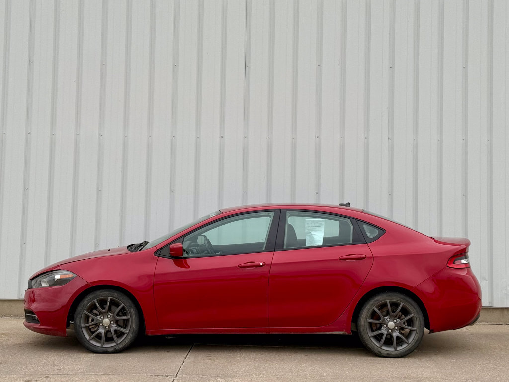 Used 2015 Dodge Dart SXT w/ Rallye Appearance Group FWD image 3