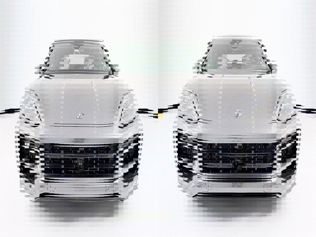 New 2026 Porsche Cayenne Coupe image 6