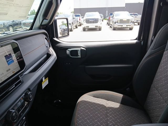 New 2026 Jeep Gladiator Mojave AWD/4WD image 17