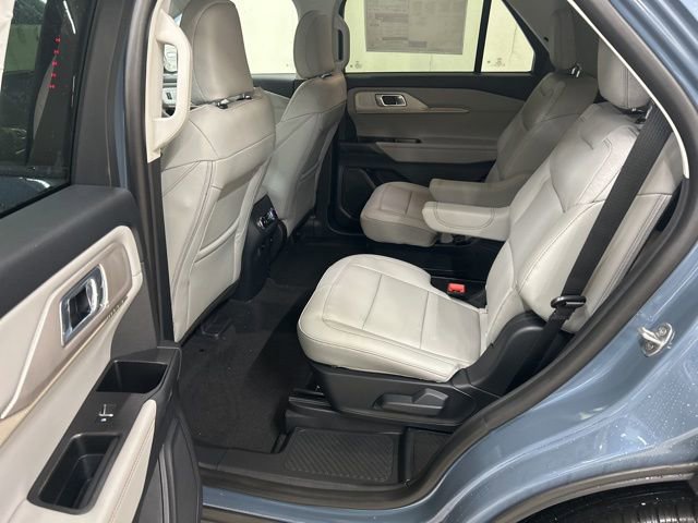 New 2026 Ford Explorer Active w/ Active Comfort Package image 8