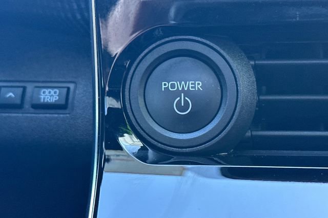 Certified 2023 Toyota bZ4X Limited image 28