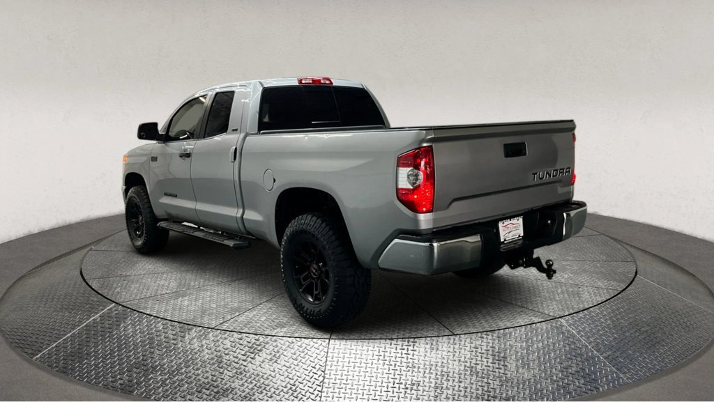Used 2016 Toyota Tundra SR5 w/ SR5 Upgrade Package image 6