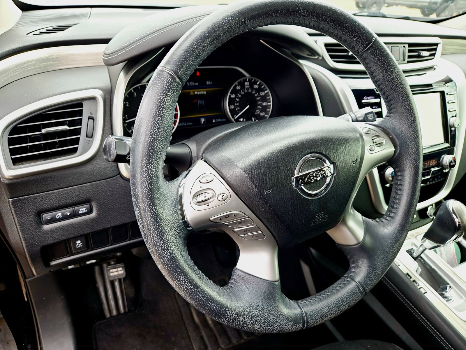 Used 2018 Nissan Murano SV FWD image 8