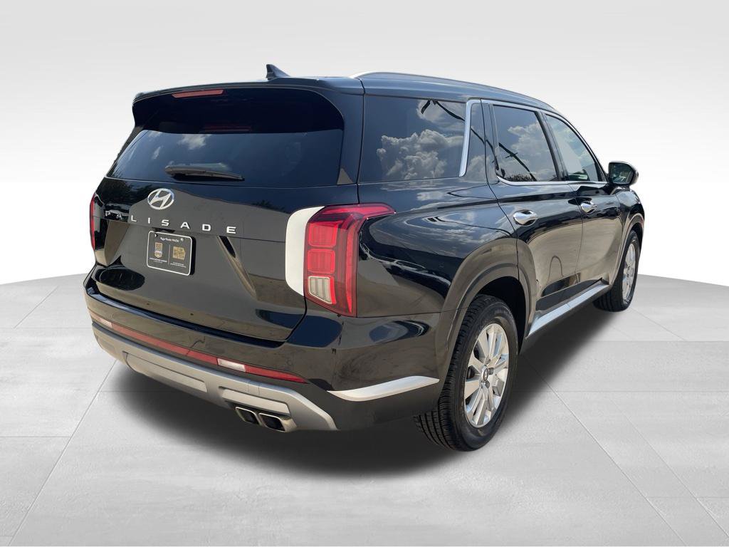 Used 2024 Hyundai Palisade SEL FWD image 5