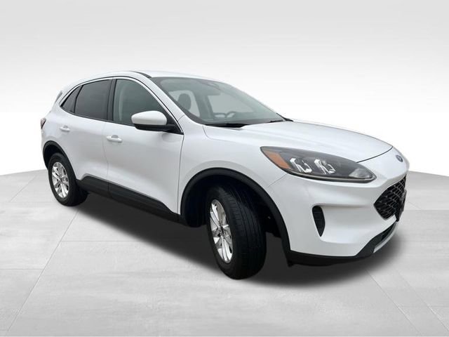 Used 2020 Ford Escape SE image 9