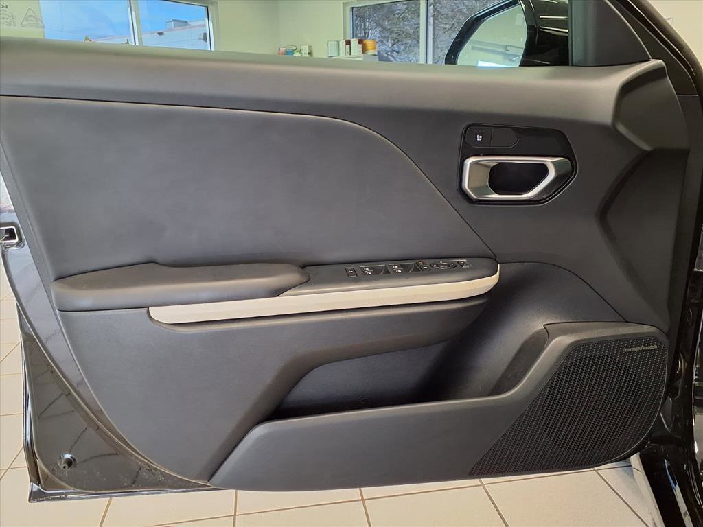 Used 2025 Kia K4 GT-Line Turbo image 18