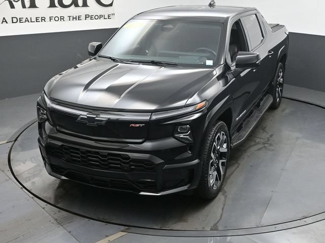 Used 2024 Chevrolet Silverado EV RST AWD/4WD image 44