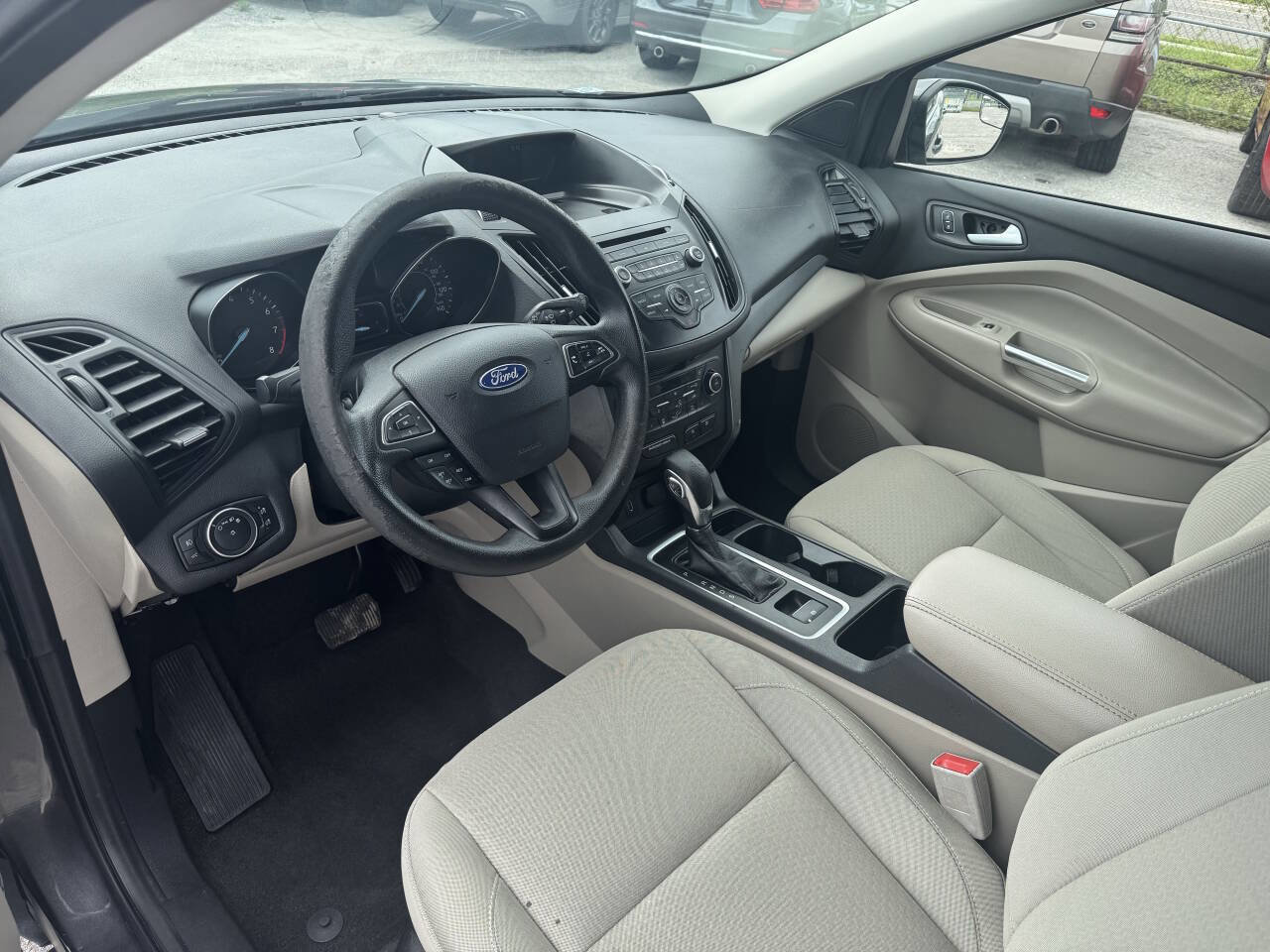 Used 2018 Ford Escape SE image 11