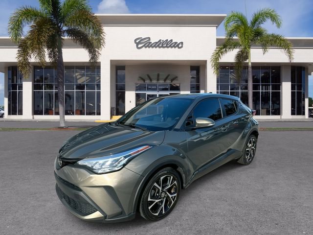 Used 2021 Toyota C-HR XLE image 1