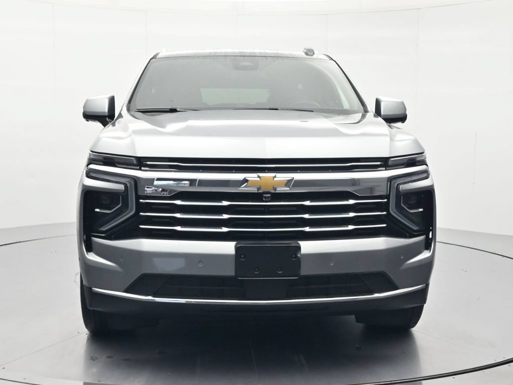 Used 2025 Chevrolet Tahoe LT AWD/4WD image 2