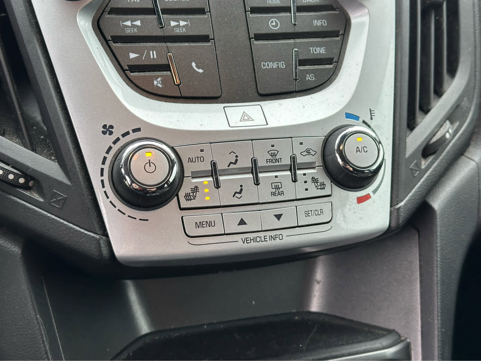 Used 2016 Chevrolet Equinox LT w/ Convenience Package AWD/4WD image 17