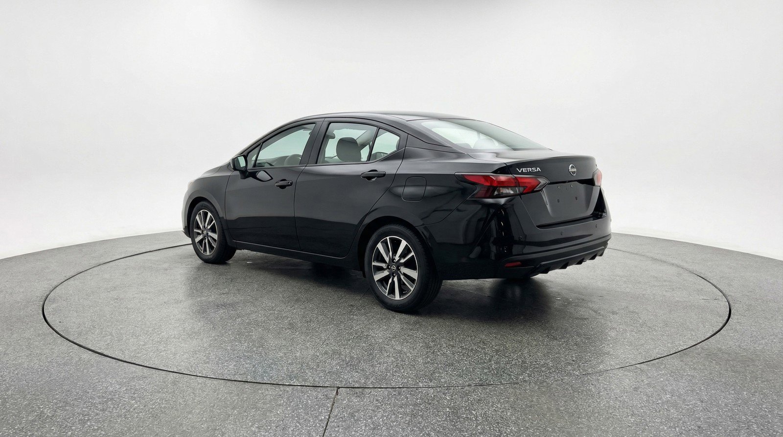 Used 2025 Nissan Versa SV FWD image 6