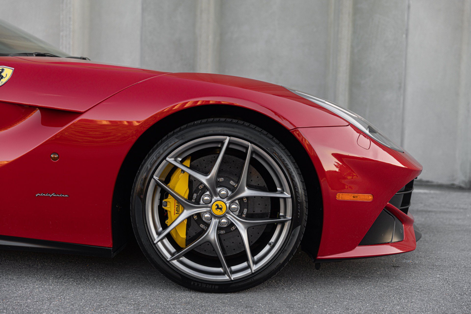 Used 2014 Ferrari F12 Berlinetta RWD image 29