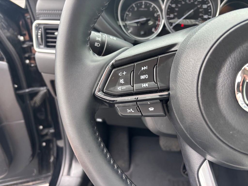 Used 2025 MAZDA CX-5 AWD 2.5 S w/ Preferred Package image 16