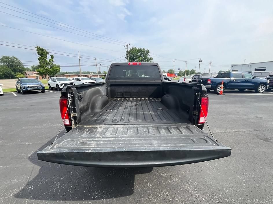 Used 2017 RAM 2500 Tradesman w/ Chrome Appearance Group AWD/4WD image 8
