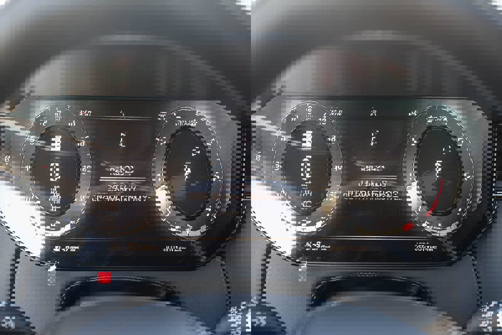 New 2026 Land Rover Range Rover Long Wheelbase SE image 23