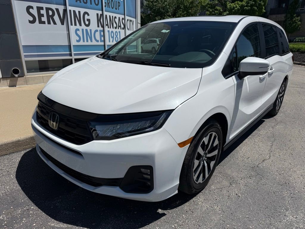 Used 2026 Honda Odyssey EX-L image 2