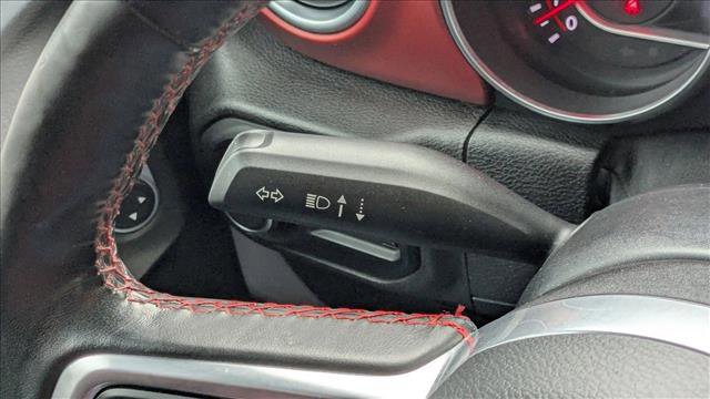 Used 2018 Jeep Wrangler Unlimited Rubicon AWD/4WD image 15